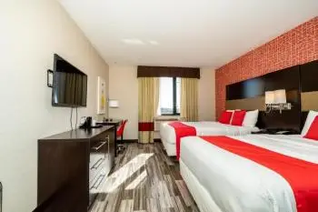 Airport Plaza Hotel JFK Airport 8
